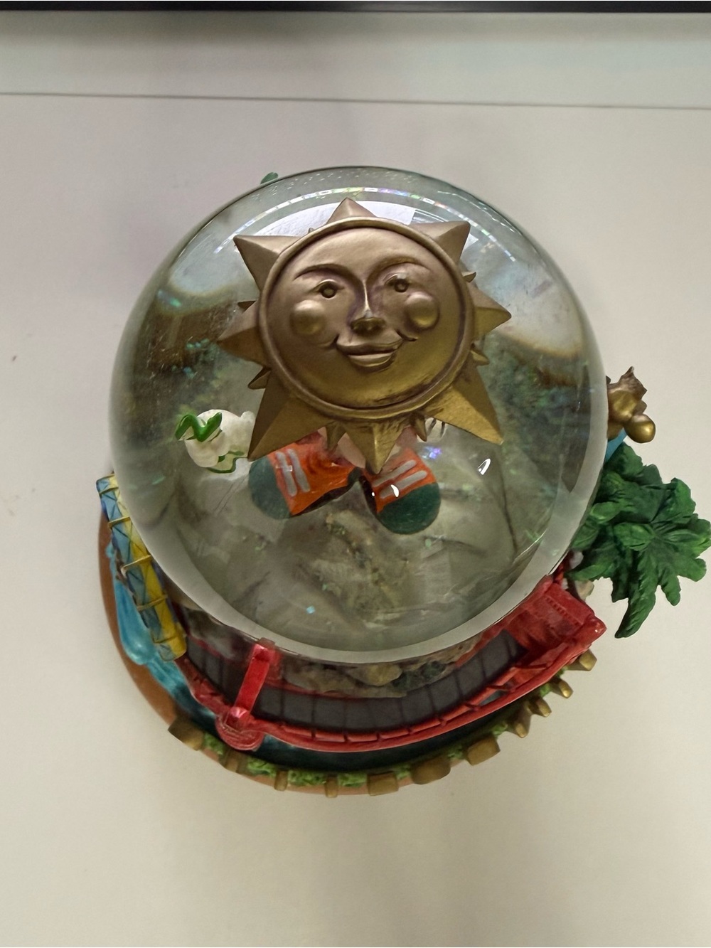 Disney California Adventure Exclusive Musical Snowglobe Mickey Explorer RARE - Picture 5 of 6